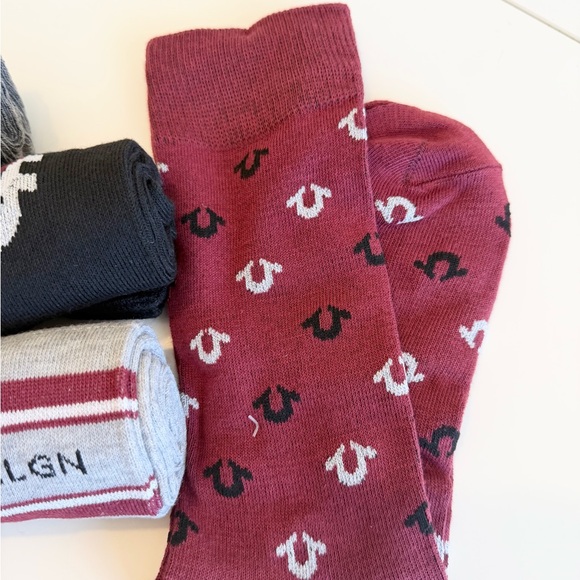 True Religion 6-Pack Crew Socks with silver threads for shoe size 8-12.5 NWT - Picture 3 of 9